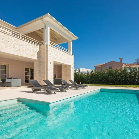 Florence By Ilc-istria Luxury Collection Villa Brtonigla