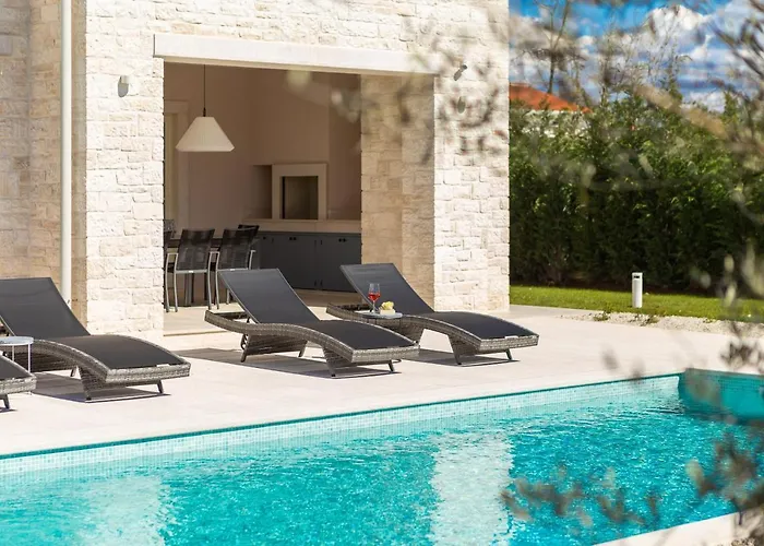 Florence By Ilc-istria Luxury Collection Villa